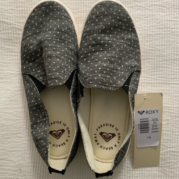 Roxy Rincon slip on shoe. Size 7.5 - Picture 1 of 6